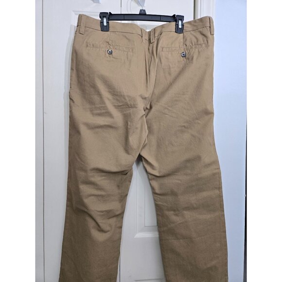 Old Navy Mens Classic Loose Fit Khaki Pants 38x30 100% Cotton Casual Wear - Picture 2 of 5